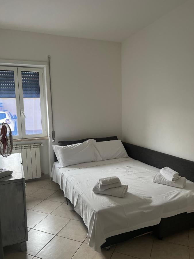 Airport Apartment Alloggio Turistico T&C Fiumicino Exterior photo