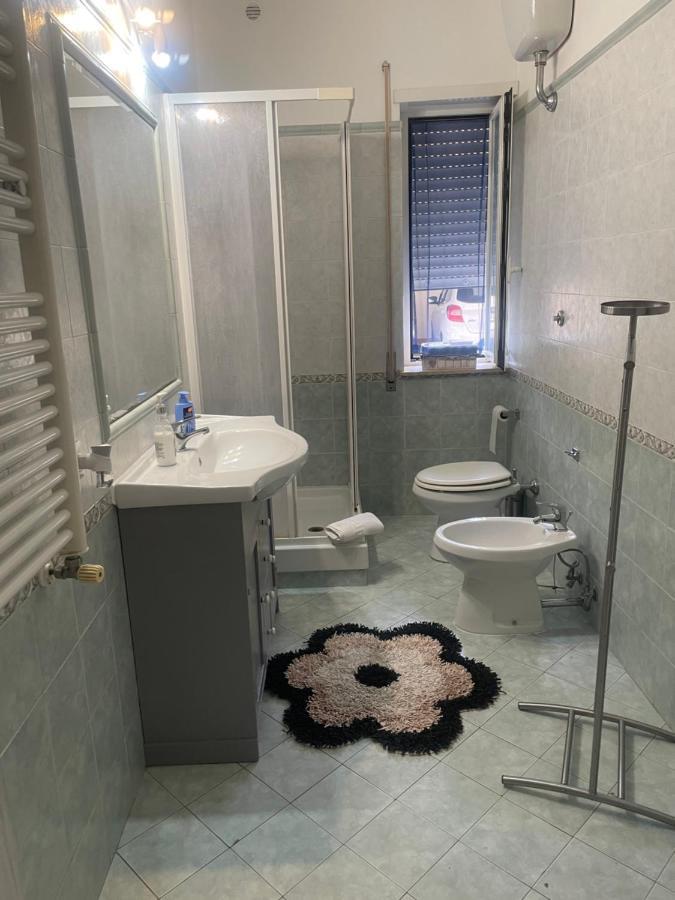Airport Apartment Alloggio Turistico T&C Fiumicino Exterior photo